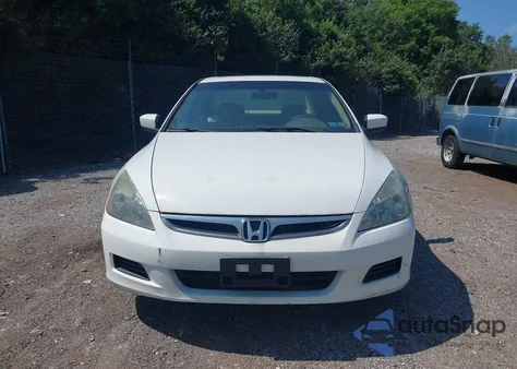 2006 Honda Accord 2.4 Ex z USA, uszkodzony, nr VIN 1HGCM56786A164667